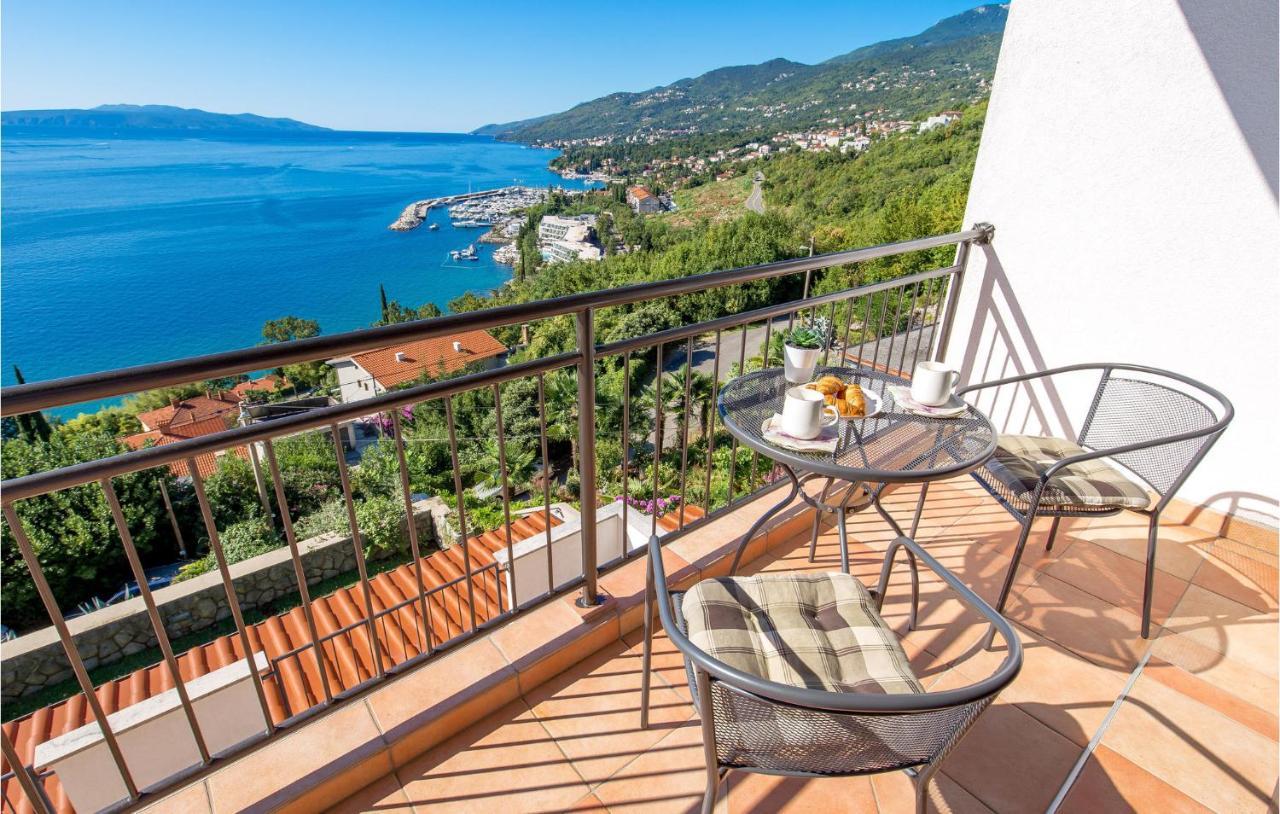 4 Bedroom Nice Apartment In Opatija Exteriör bild