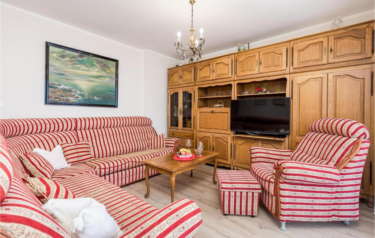 4 Bedroom Nice Apartment In Opatija Exteriör bild