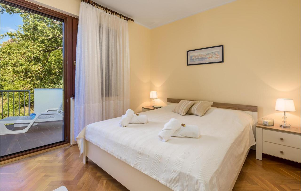 4 Bedroom Nice Apartment In Opatija Exteriör bild