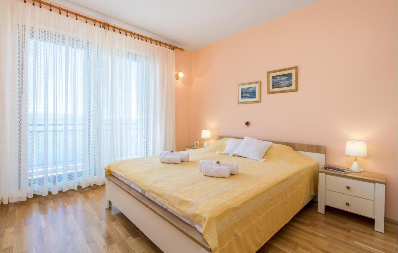 4 Bedroom Nice Apartment In Opatija Exteriör bild